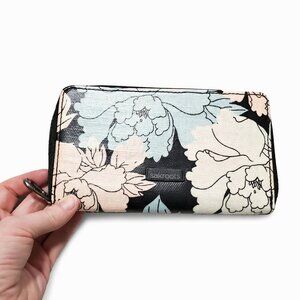 SAKROOTS Artist Circle Large Zip Around Wallet Faux Leather Pastel Floral 8x4.5